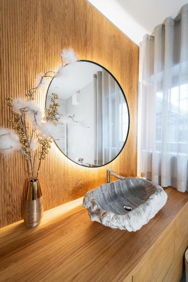Bor In Bor Luxury Apartment With Sauna & Garden - Kranjska Gora Buitenkant foto
